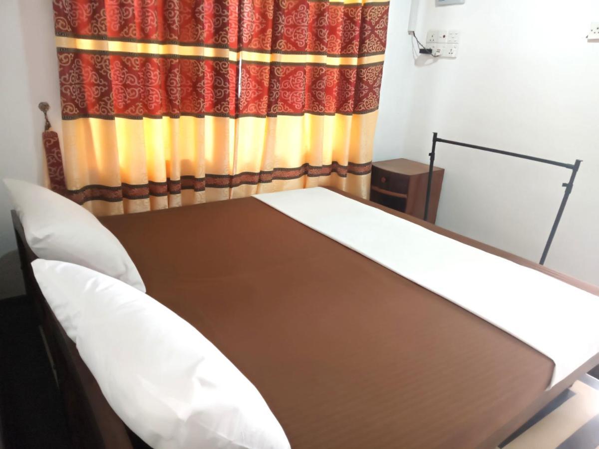 Sobaya Apartment Anuradhapura Bagian luar foto